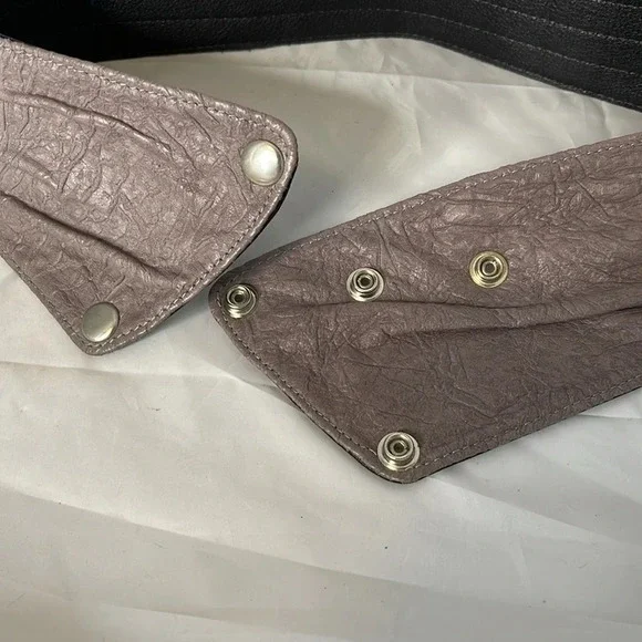 VINTAGE Cokluch Two Tone Grey Wide Asymmetrical Leather Belt Snap Closure Size S - Picture 5 of 10